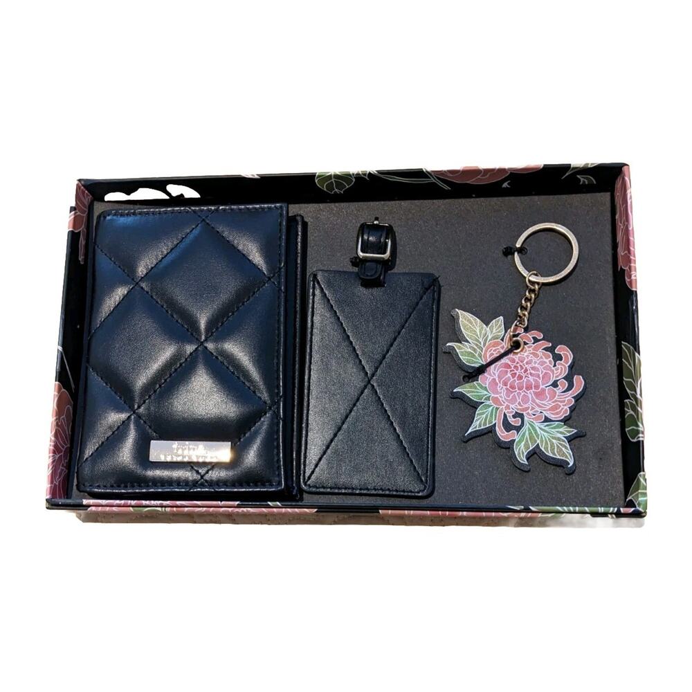 New TRINA TURK Passport Wallet, Luggage Tag Muti Floral Keychain Travel Gift Set